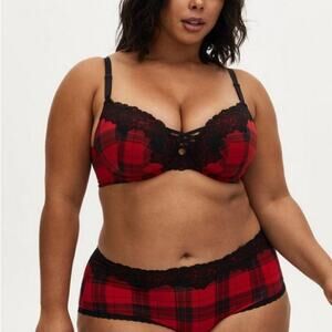 Torrid XO red black tartan plaid lace 360 back Smoothing pushup plunge bra 40DDD